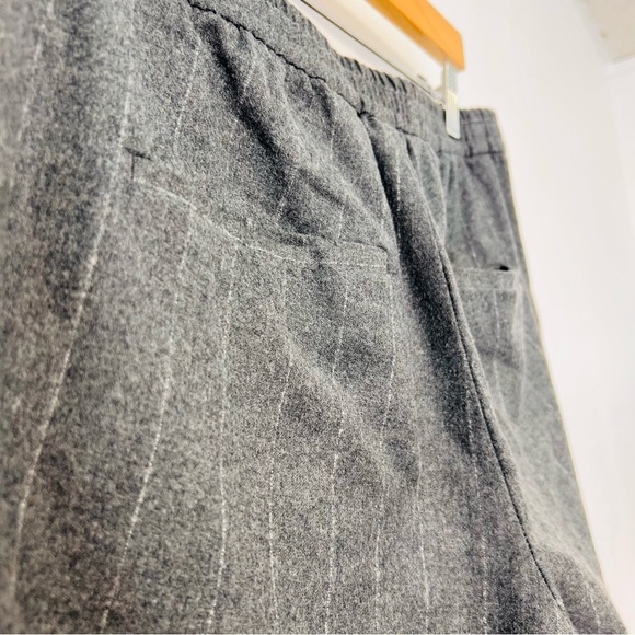 Hugo Boss Men's "Banks4" Wool Gray Striped Pants US 30R - Picture 5 of 13